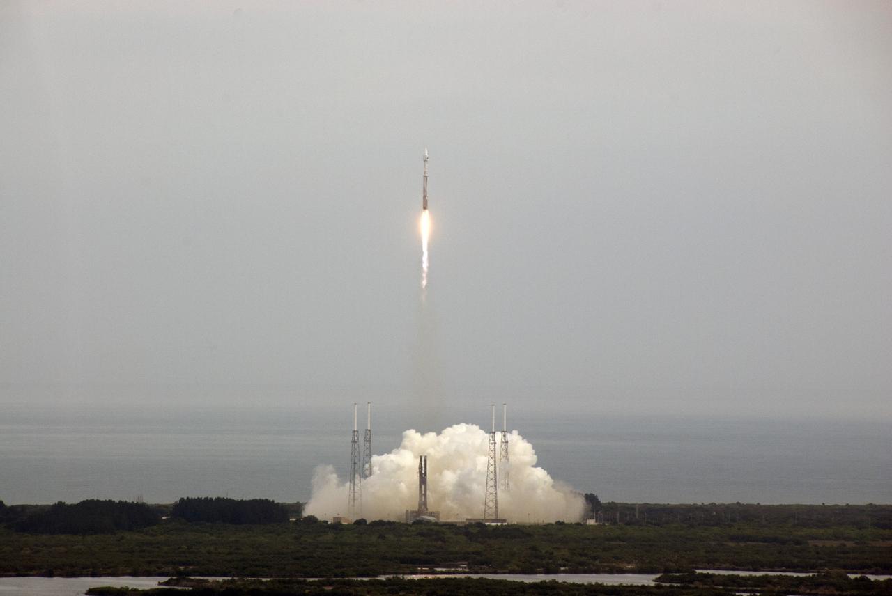 CAPE CANAVERAL, Fla. -- NASA’s Mars Atmosphere and Volatile EvolutioN, or MAVEN, spacecraft begins its 10-month journey to Mars, launching atop a United Launch Alliance Atlas V rocket at 1:28 p.m. EST from Space Launch Complex 41 on Cape Canaveral Air Force Station in Florida.    Launch was on schedule Nov. 18 at the opening of a two-hour launch window. After a 10-month journey to the Red Planet, MAVEN will study its upper atmosphere in unprecedented detail from orbit above the planet. Built by Lockheed Martin in Littleton, Colo., MAVEN will arrive at Mars in September 2014 and will be inserted into an elliptical orbit with a high point of 3,900 miles, swooping down to as close as 93 miles above the planet's surface. For more information, visit: http://www.nasa.gov/mission_pages/maven/main/index.html. Photo credit: NASA/Bill White