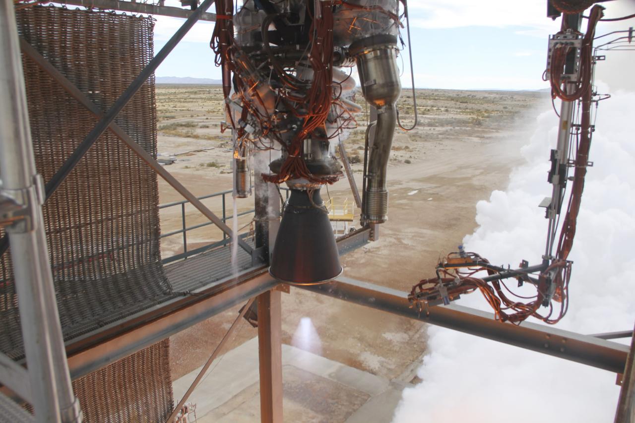VAN HORN, Texas – Blue Origin test fires a powerful new hydrogen- and oxygen-fueled American rocket engine at the company's West Texas facility. During the test, the BE-3 engine fired at full power for more than two minutes to simulate a launch, then paused for about four minutes, mimicking a coast through space before it re-ignited for a brief final burn. The last phase of the test covered the work the engine could perform in landing the booster back softly on Earth. Blue Origin, a partner of NASA’s Commercial Crew Program, or CCP, is developing its Orbital Launch Vehicle, which could eventually be used to launch the company's Space Vehicle into orbit to transport crew and cargo to low-Earth orbit. CCP is aiding in the innovation and development of American-led commercial capabilities for crew transportation and rescue services to and from the station and other low-Earth orbit destinations by the end of 2017. For information about CCP, visit www.nasa.gov/commercialcrew. Photo credit: Blue Origin