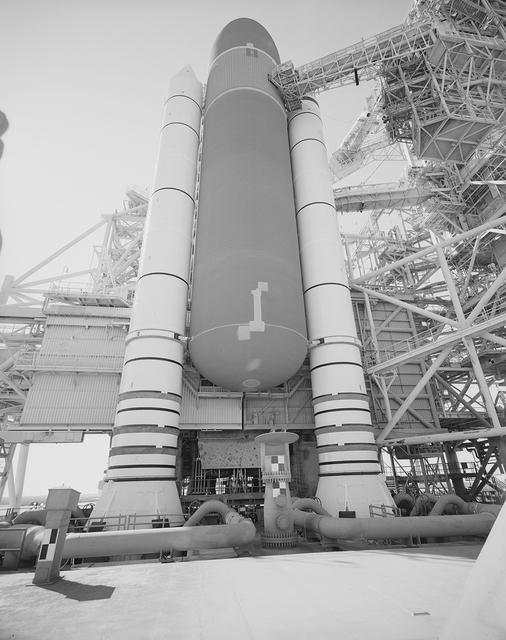 NASA image: KSC-20130114-PH-JW_sts117