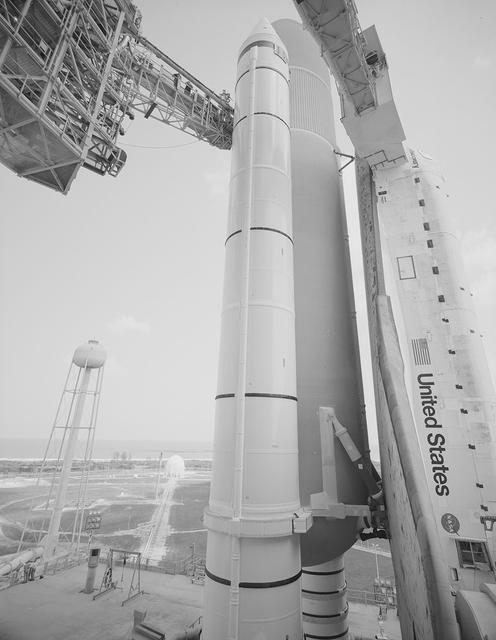 NASA image: KSC-20130114-PH-JW_sts132