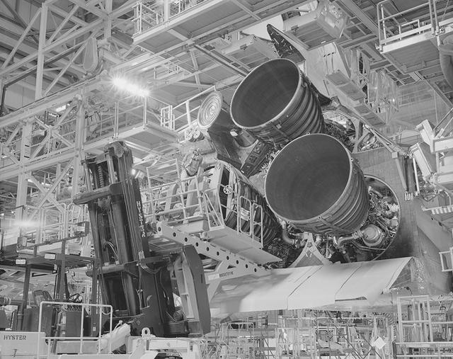 NASA image: KSC-20130114-PH-JW_sts59