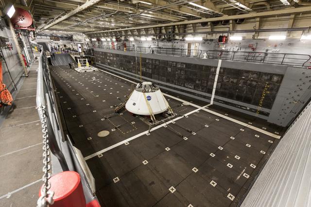 NASA image: Orion Underway Recovery Test for EFT-1