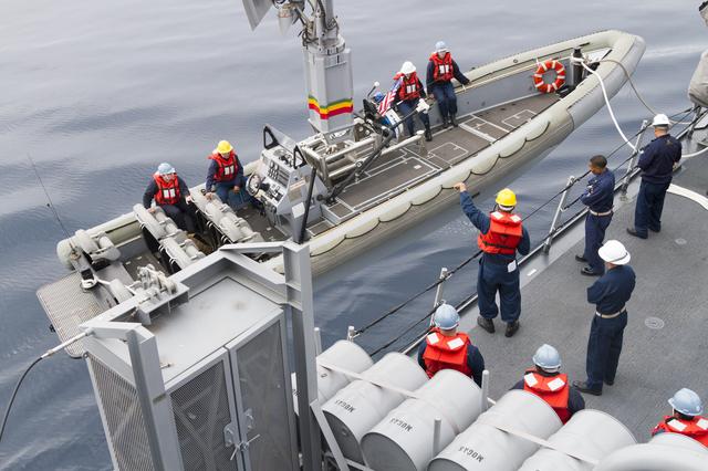 NASA image: Orion Underway Recovery Test for EFT-1