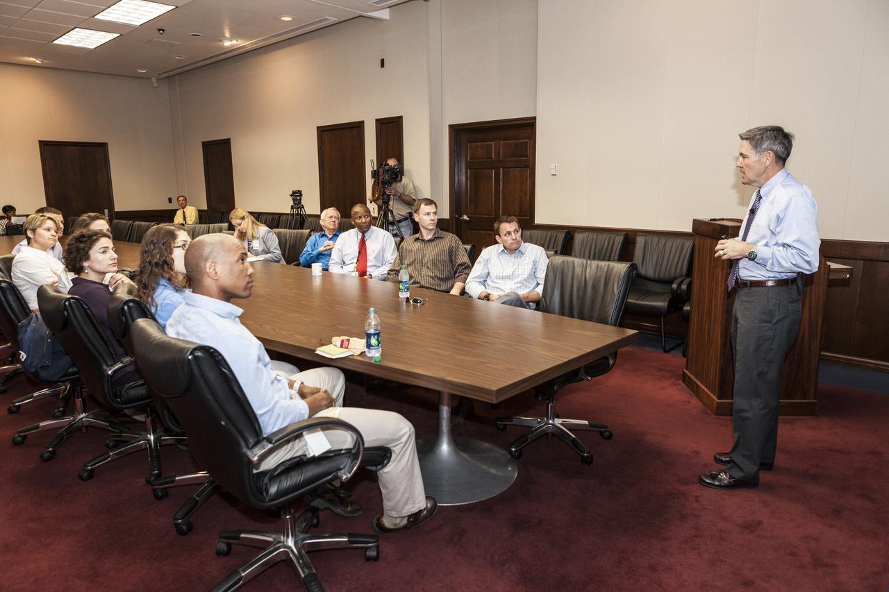 CAPE CANAVERAL, Fla. -- Kennedy Space Center Director Bob Cabana briefs members of the most recently selected group of NASA astronauts. The presentation covering operations at the Florida spaceport took place in the center's Headquarters Building. The astronaut class of 2013 was selected by NASA after an extensive year-and-a-half search. The new group will help the agency push the boundaries of exploration and travel to new destinations in the solar system. To learn more about the astronaut class of 2013, visit: http://www.nasa.gov/astronauts/2013astroclass.html Photo credit: NASA/Kim Shiflett