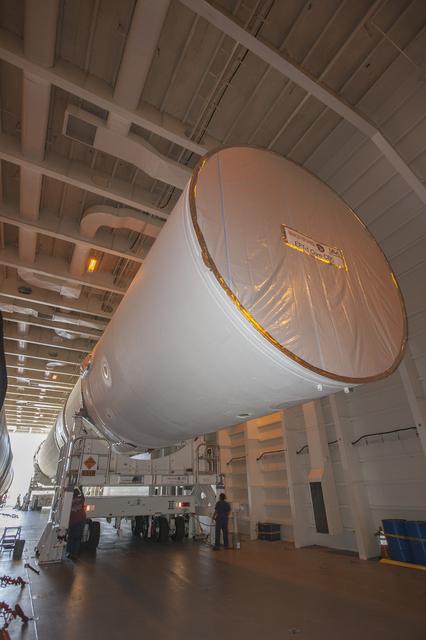 NASA image: Orion Core Stage & Booster Offload, Move to HIF