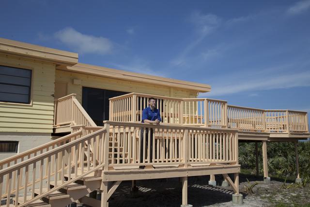 NASA image: ASCANS Lunch at Beach House