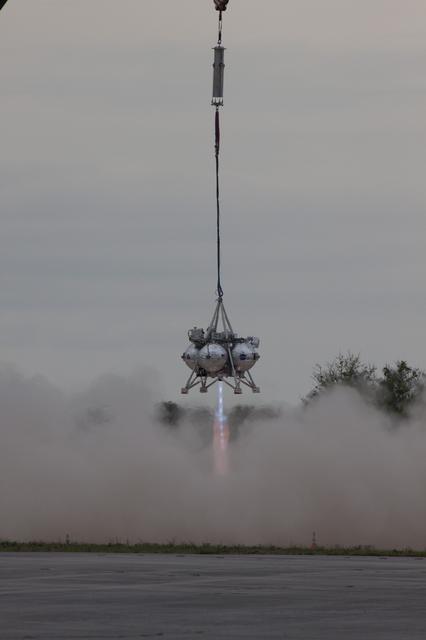 NASA image: Morpheus Campaign 2A Tether Test