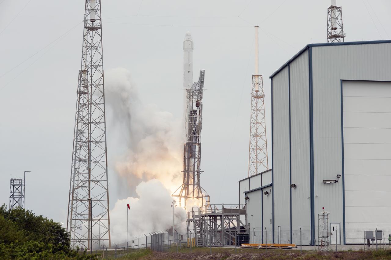 CAPE CANAVERAL, Fla. - Nine engines roar to life under the SpaceX Falcon 9 rocket, lifting it off Space Launch Complex 40 on Cape Canaveral Air Force Station and boosting the Dragon resupply spacecraft on the SpaceX-3 mission to the International Space Station. Launch was at 3:25 p.m. EDT.    Dragon is making its fourth trip to the space station. The SpaceX-3 mission, carrying almost 2.5 tons of supplies, technology and science experiments, is the third of 12 flights through a $1.6 billion NASA Commercial Resupply Services contract. Dragon's cargo will support more than 150 experiments that will be conducted during the station's Expeditions 39 and 40.  For more information, visit http://www.nasa.gov/mission_pages/station/structure/launch/index.html.  Photo credit: NASA/Tony Gray and Tim Powers