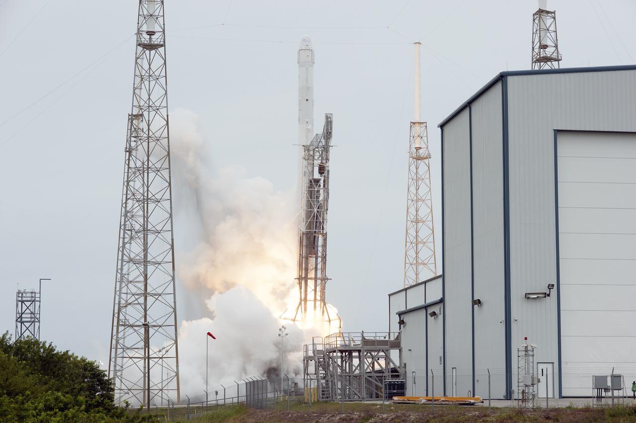 CAPE CANAVERAL, Fla. - As nine engines ignite under the SpaceX Falcon 9, the rocket springs to life at Space Launch Complex 40 on Cape Canaveral Air Force Station, boosting the Dragon resupply spacecraft on the SpaceX-3 mission to the International Space Station. Launch was at 3:25 p.m. EDT.    Dragon is making its fourth trip to the space station. The SpaceX-3 mission, carrying almost 2.5 tons of supplies, technology and science experiments, is the third of 12 flights through a $1.6 billion NASA Commercial Resupply Services contract. Dragon's cargo will support more than 150 experiments that will be conducted during the station's Expeditions 39 and 40.  For more information, visit http://www.nasa.gov/mission_pages/station/structure/launch/index.html.  Photo credit: NASA/Tony Gray and Tim Powers
