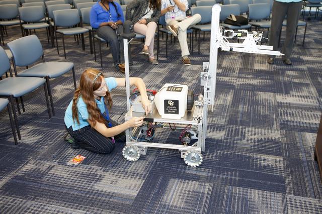 NASA image: KSC-2014-2982