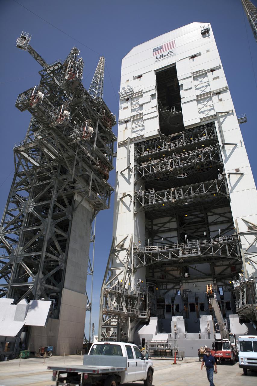 CAPE CANAVERAL, Fla. – The umbilical swing arm for Orion's Exploration Flight Test 1, or EFT-1, has been attached to the uppermost location on the fixed umbilical tower at Space Launch Complex 37 at Cape Canaveral Air Force Station in Florida. All three swing arms on the tower will undergo tests to confirm that they are operating correctly.    The uppermost swing arm will carry umbilicals that will be mated to Orion's launch abort system and environmental control system. During launch, all three umbilicals will pull away from Orion and the United Launch Alliance Delta IV Heavy rocket at T-0. During the EFT-1 mission, Orion will travel farther into space than any human spacecraft has gone in more than 40 years.  The data gathered during the flight will influence design decisions, validate existing computer models and innovative new approaches to space systems development, as well as reduce overall mission risks and costs for later Orion flights. Liftoff of Orion on its first flight test is planned for fall 2014. Photo credit: NASA/Daniel Casper