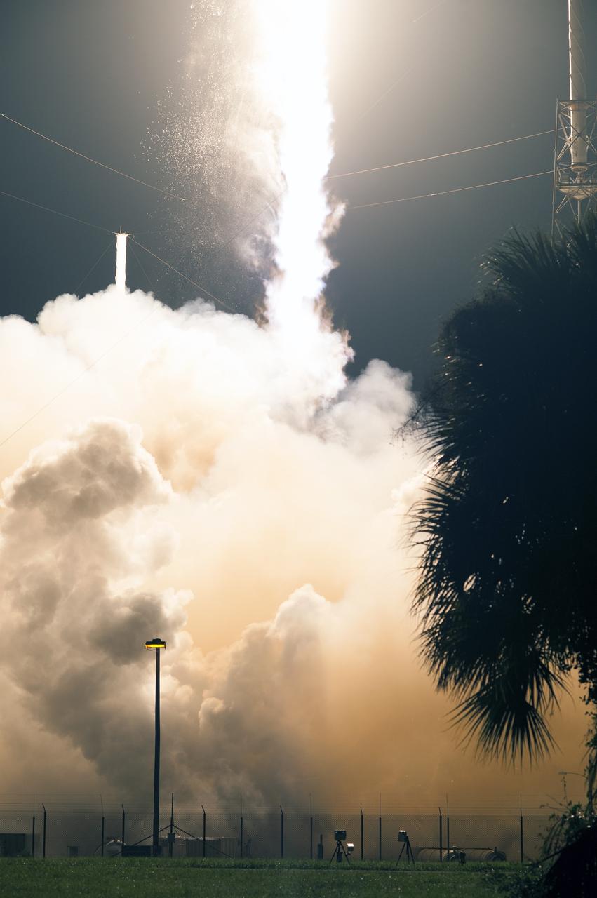 CAPE CANAVERAL, Fla. – The Falcon 9 rocket lifts off Space Launch Complex 40 at Cape Canaveral Air Force Station in Florida, carrying the SpaceX CRS-4 mission to orbit. Liftoff was at 1:52 a.m. EDT. The mission is the fourth of 12 SpaceX flights NASA contracted with the company to resupply the space station. It will be the fifth trip by a Dragon spacecraft to the orbiting laboratory. The spacecraft’s 2.5 tons of supplies, science experiments, and technology demonstrations include critical materials to support 255 science and research investigations that will occur during the station's Expeditions 41 and 42. To learn more about the mission, visit http://www.nasa.gov/mission_pages/station/structure/launch/index.html Photo credit: NASA/Sandy Joseph and Kevin O'Connell