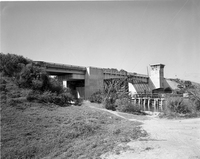 NASA image: KSC-20140512-PH-PR_2haulover