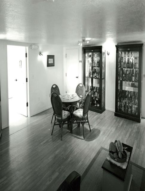 Interior View of Beach House (KSC Center Director's Conference Center)