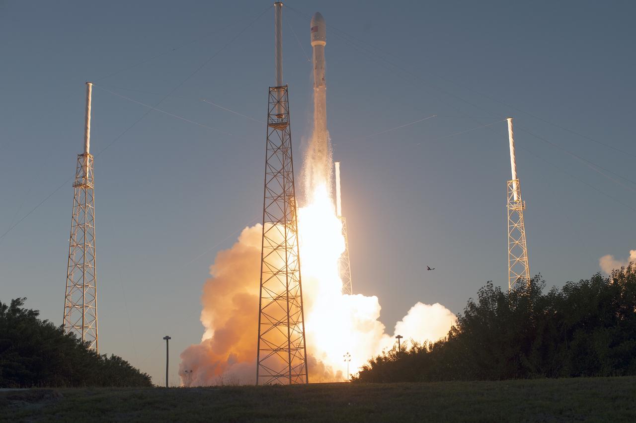 NOAA’s Deep Space Climate Observatory spacecraft, or DSCOVR, gets a boost into space aboard the SpaceX Falcon 9 rocket. Liftoff from Space Launch Complex 40 at Cape Canaveral Air Force Station in Florida occurred at 6:03 p.m. EST. DSCOVR is a partnership between NOAA, NASA and the U.S. Air Force, and will maintain the nation's real-time solar wind monitoring capabilities. To learn more about DSCOVR, visit http://www.nesdis.noaa.gov/DSCOVR. Photo credit: NASA/Tony Gray and Tim Powers