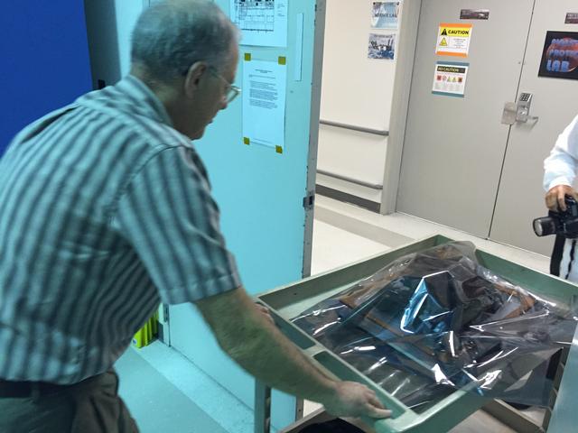 NASA image: Ground Photos - 33 DAI VEG-01B - Ground Harvest