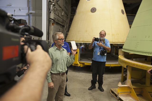 NASA image: SRB Processing Facilities Media Event