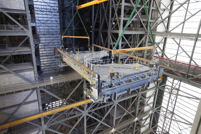 NASA image: VAB Platform K(2) Lift & Install into Highbay 3