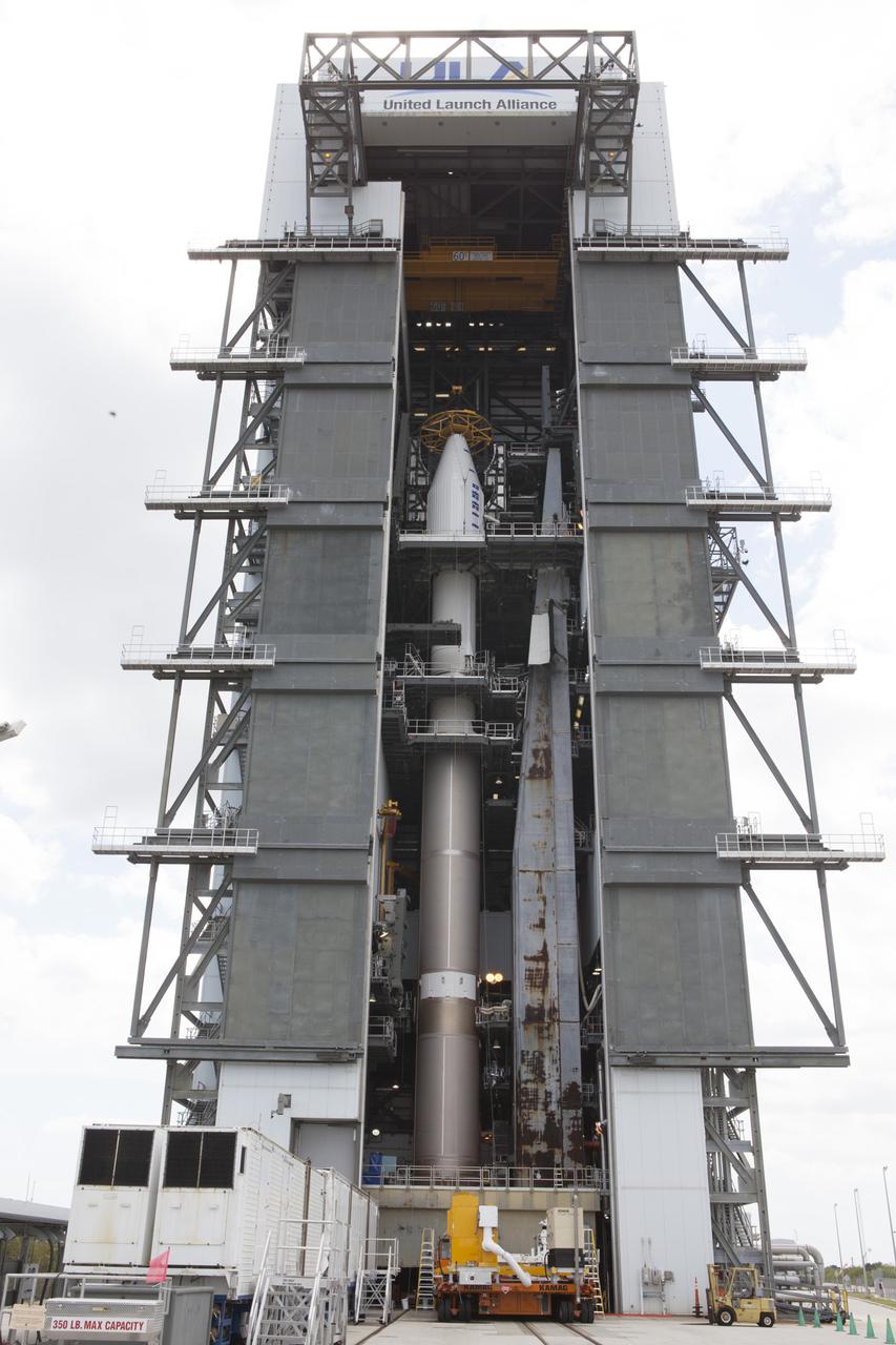 Encapsulated inside its payload fairing, the Cygnus spacecraft for the upcoming Orbital ATK Commercial Resupply Services-6 has been mated atop a United Launch Alliance Atlas V rocket in the Vertical Integration Facility at Launch Complex-41 at Cape Canaveral Air Force Station. The Cygnus is scheduled to lift off atop a United Launch Alliance Atlas V rocket on March 22 to deliver hardware and supplies to the International Space Station.