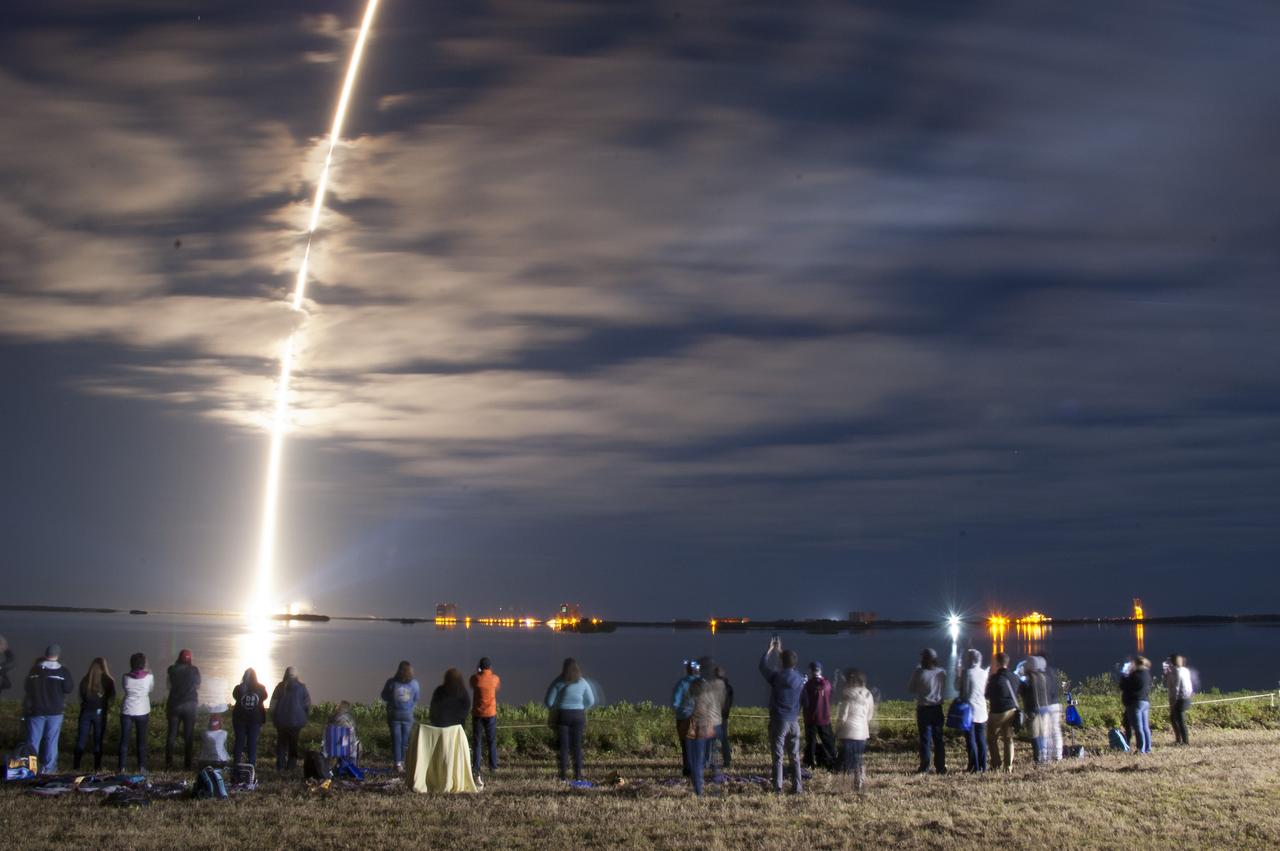 In a time-lapse exposure, a United Launch Alliance Atlas V rocket lifts off from Space Launch Complex 41 at Cape Canaveral Air Force Station carrying an Orbital ATK Cygnus resupply spacecraft on a commercial resupply services mission to the International Space Station. Liftoff was at 11:05 p.m. EDT. Cygnus will deliver the second generation of a portable onboard printer to demonstrate 3-D printing, an instrument for first space-based observations of the chemical composition of meteors entering Earth’s atmosphere and an experiment to study how fires burn in microgravity.
