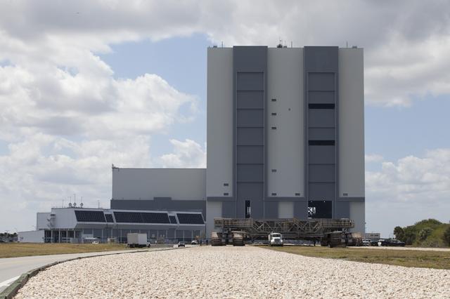 NASA image: Crawler Transporter 2 Trek