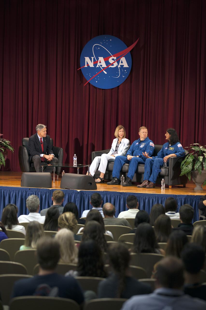 Astronauts selected to train for the flight tests of NASA’s Commercial Crew Program participated in a panel discussion with employees at NASA’s Kennedy Space Center in Florida. From left, are Kennedy Center Director Bob Cabana, Commercial Crew Program Manager Kathy Lueders, and astronauts Eric Boe and Suni Williams.