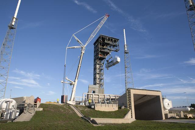 NASA image: Commerical Crew Program (CCP) Crew Access Arm Installation