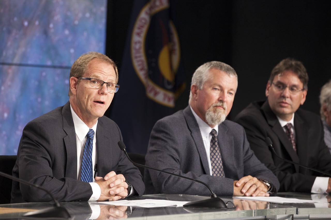 In the Kennedy Space Center’s Press Site auditorium, Scott Messer, program manager for NASA missions at United Launch Alliance in Centennial, Colorado; Michael Donnelly, OSIRIS-REx project manager at NASA’s Goddard Space Flight Center in Greenbelt, Maryland; and Rich Kuhns, OSIRIS-REx program manager for Lockheed Martin Space Systems in Denver; speak to members of the media at a prelaunch news conference for the agency’s Origins, Spectral Interpretation, Resource Identification, Security-Regolith Explorer, or OSIRIS-REx spacecraft.