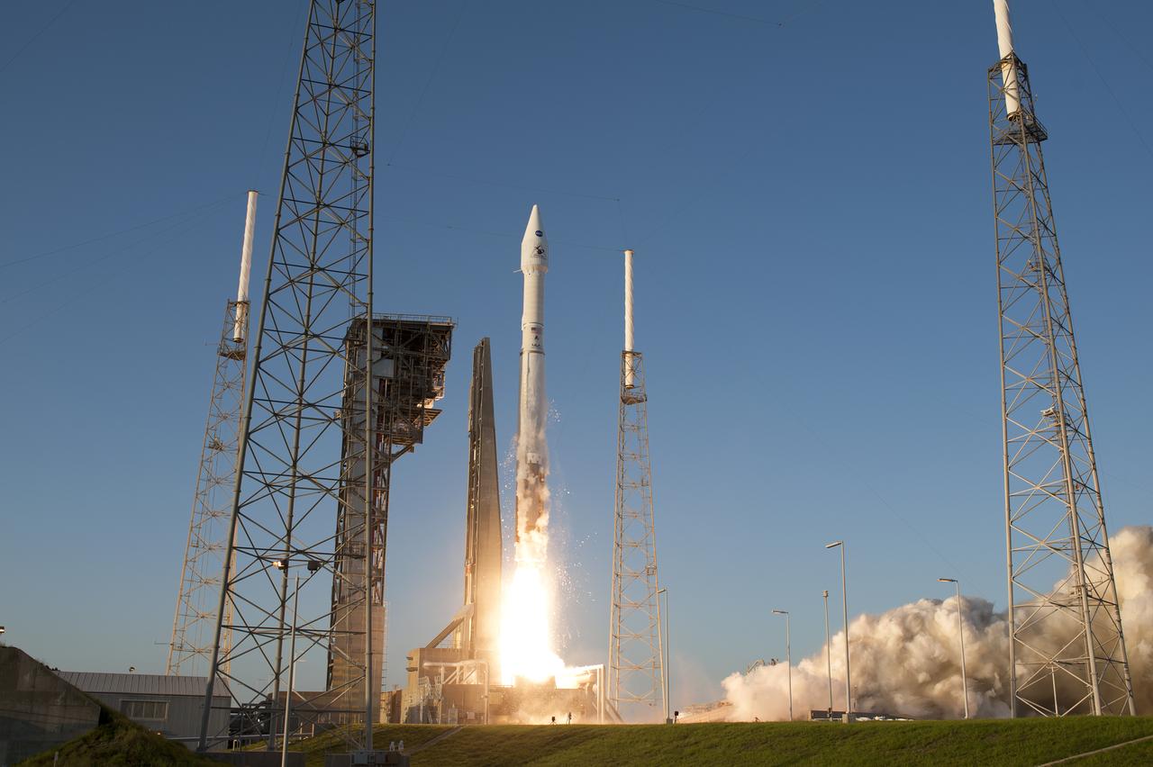A United Launch Alliance Atlas V rocket lifts off from Space Launch Complex 41 at Cape Canaveral Air Force Station carrying NASA’s Origins, Spectral Interpretation, Resource Identification, Security-Regolith Explorer, or OSIRIS-REx spacecraft on the first U.S. mission to sample an asteroid, retrieve at least two ounces of surface material and return it to Earth for study. Liftoff was at 7:05 p.m. EDT. The asteroid, Bennu, may hold clues to the origin of the solar system and the source of water and organic molecules found on Earth.