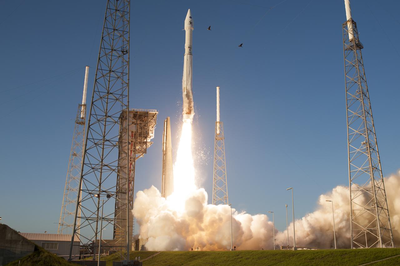 A United Launch Alliance Atlas V rocket lifts off from Space Launch Complex 41 at Cape Canaveral Air Force Station carrying NASA’s Origins, Spectral Interpretation, Resource Identification, Security-Regolith Explorer, or OSIRIS-REx spacecraft on the first U.S. mission to sample an asteroid, retrieve at least two ounces of surface material and return it to Earth for study. Liftoff was at 7:05 p.m. EDT. The asteroid, Bennu, may hold clues to the origin of the solar system and the source of water and organic molecules found on Earth.