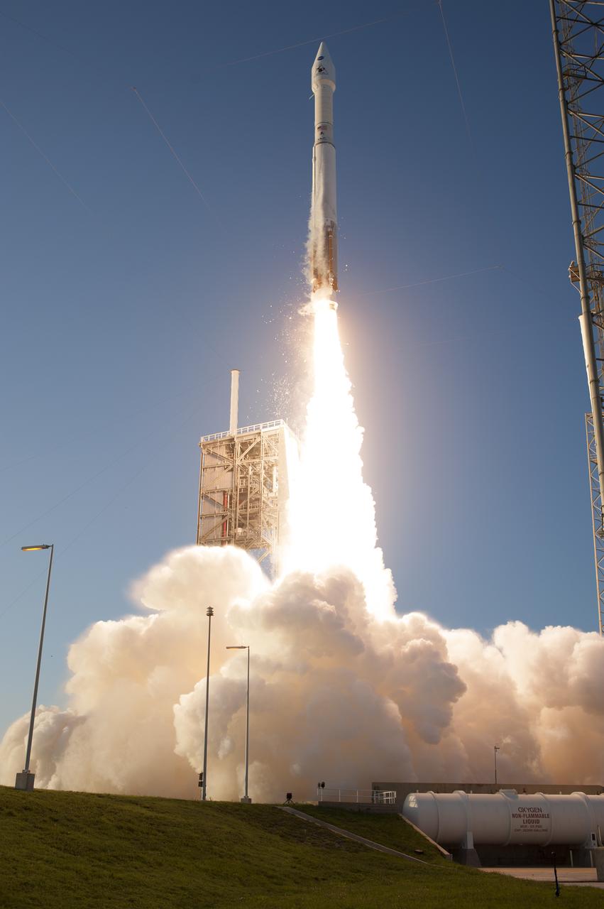 A United Launch Alliance Atlas V rocket lifts off from Space Launch Complex 41 at Cape Canaveral Air Force Station carrying NASA’s Origins, Spectral Interpretation, Resource Identification, Security-Regolith Explorer, or OSIRIS-REx spacecraft on the first U.S. mission to sample an asteroid, retrieve at least two ounces of surface material and return it to Earth for study. Liftoff was at 7:05 p.m. EDT. The asteroid, Bennu, may hold clues to the origin of the solar system and the source of water and organic molecules found on Earth.