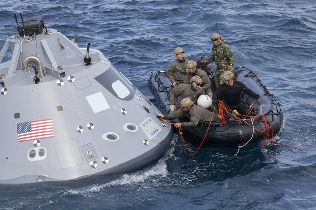 NASA image: Orion Underway Recovery Test 5 (URT-5)
