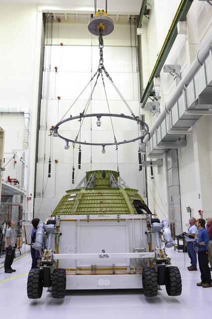 NASA image: Orion EM-1 Crew Module Structural Test Article Move to Birdcage