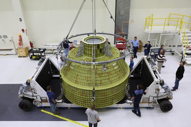 NASA image: Orion EM-1 Crew Module Structural Test Article Move to Birdcage