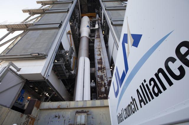 NASA image: GOES-R Rollout from VIF to Pad 41