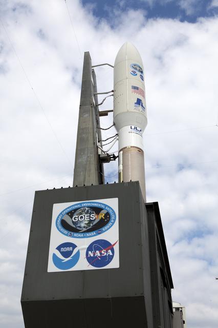 NASA image: GOES-R Rollout from VIF to Pad 41