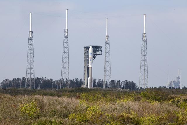 NASA image: GOES-R Rollout from VIF to Pad 41