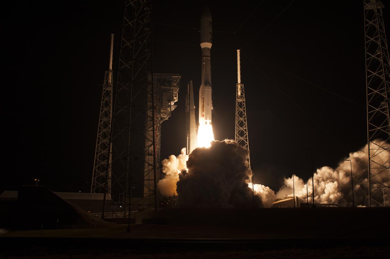 A United Launch Alliance Atlas V rocket lifts off from Space Launch Complex 41 at Cape Canaveral Air Force Station carrying the NOAA Geostationary Operational Environmental Satellite (GOES-R). Liftoff was at 6:42 p.m. EST.