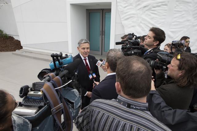 NASA image: John H Glenn Jr. Wreath Laying Ceremony