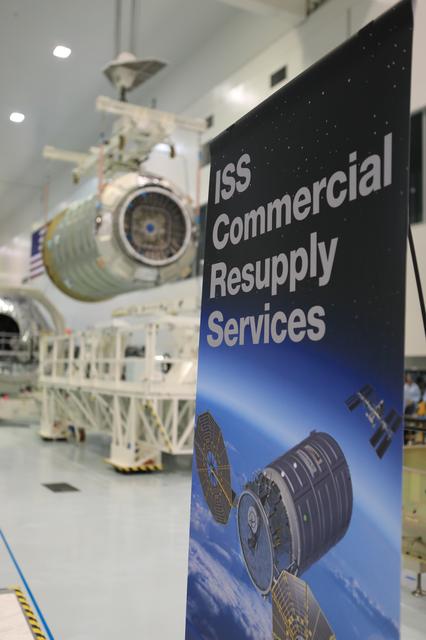NASA image: OA-7 Cargo Module Move to Work Stand