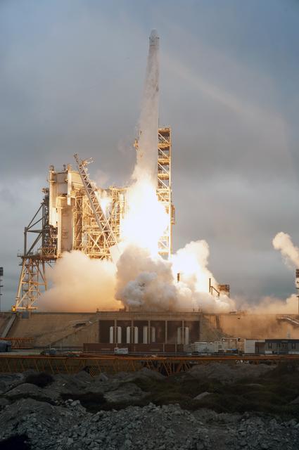 NASA image: SpaceX CRS-10 Liftoff