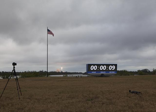 NASA image: SpaceX CRS-10 Liftoff