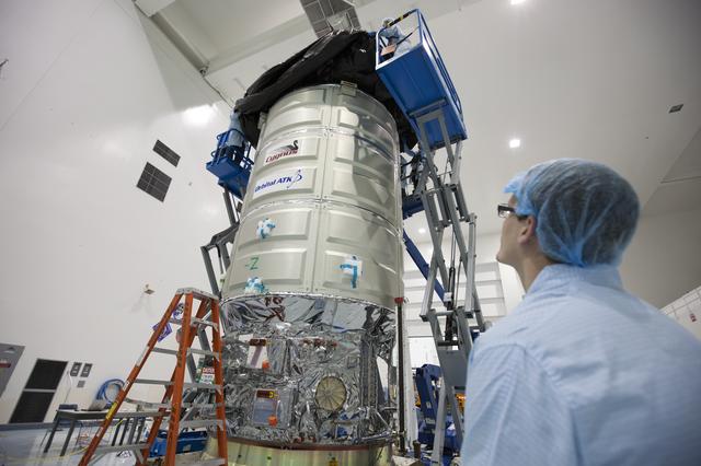 Bagging of OA-7 CYGNUS