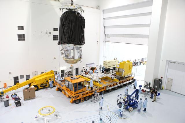 NASA image: Preparations to move OA-7 from SSPF to PHSF