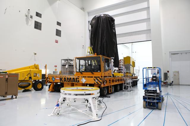 NASA image: Preparations to move OA-7 from SSPF to PHSF