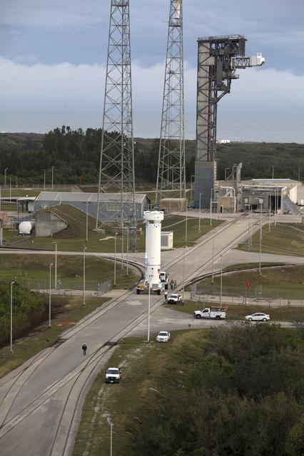 NASA image: OA-7 Atlas V Centaur Stage Lift and Mate to Booster