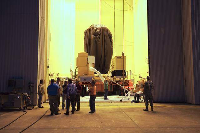 NASA image: OA-7 Transport from SSPF to PHSF