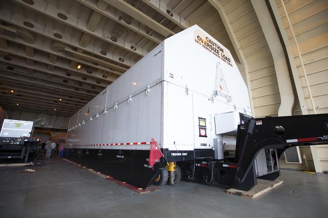 NASA image: Interim Cryogenic Propulsion Stage (ICPS) Arrival for EM-1