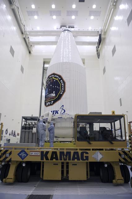 NASA image: OA-7 Cargo Module Lift to KAMAG