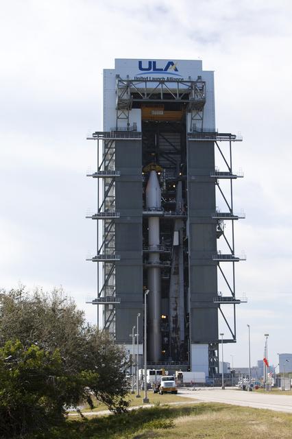 NASA image: OA-7 Lift and Mate to Booster
